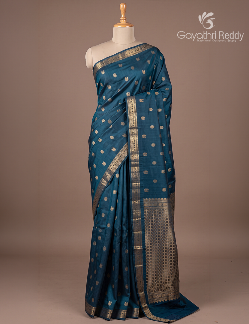 Pure Kanchipuram Silk Saree in Deep Peacock Green  (Small Borders )