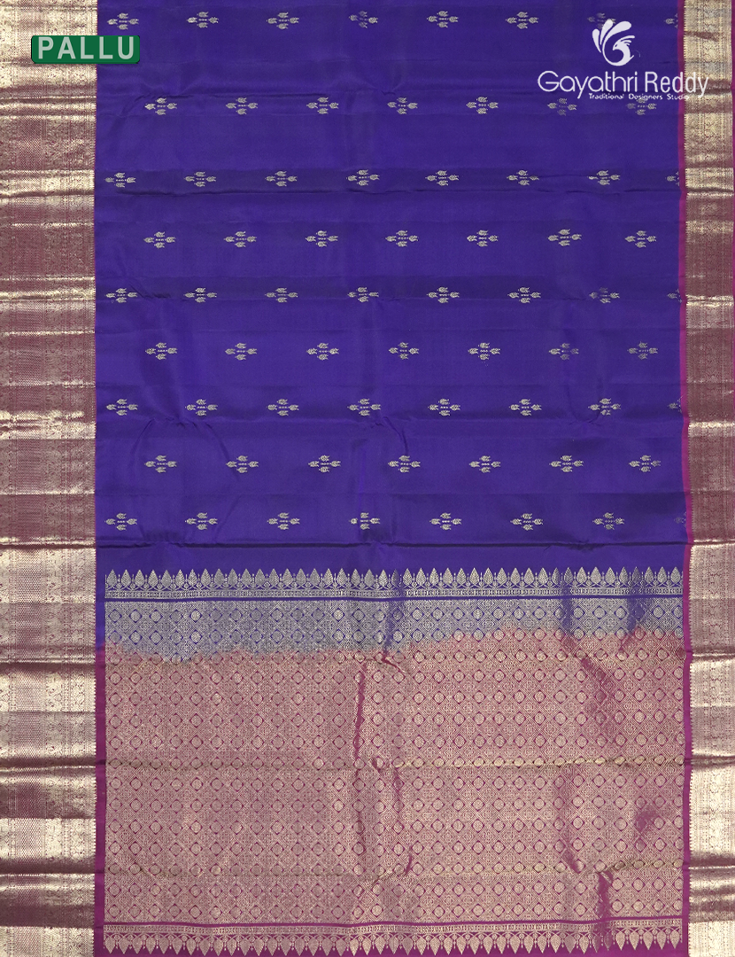 Pure Kanchipuram Vintage Silk Saree ( Medium Border ) in Deep Blue and Deep Magenta