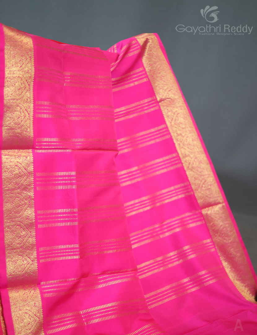 PURE VENKATGIRI PATTU-VP1007