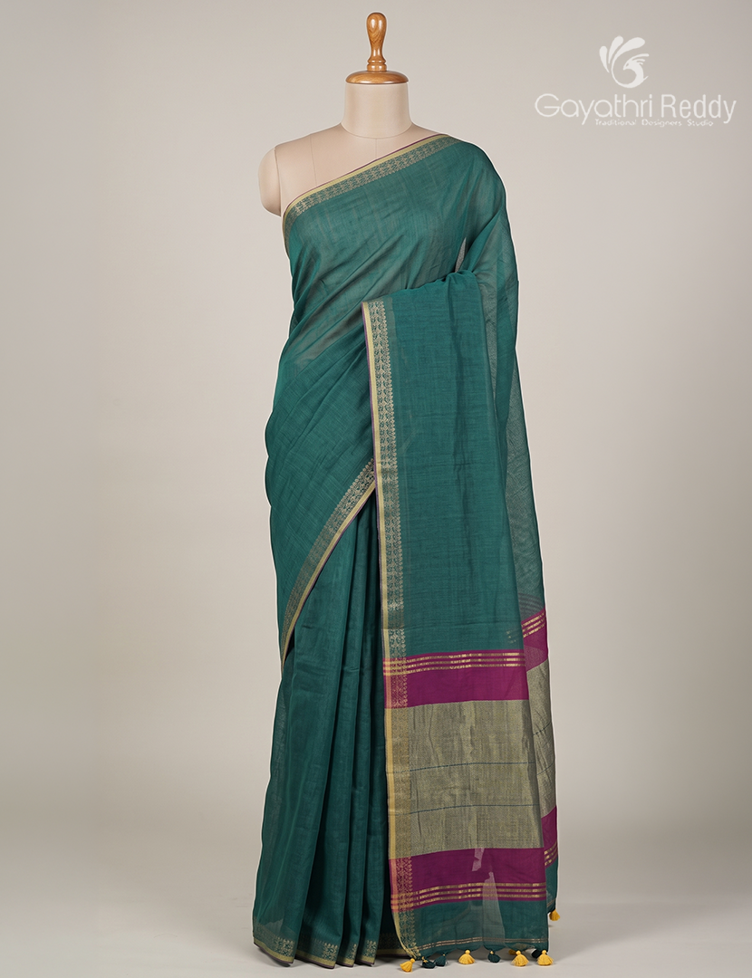 Jamdani Cotton Saree in Deep Rama Green