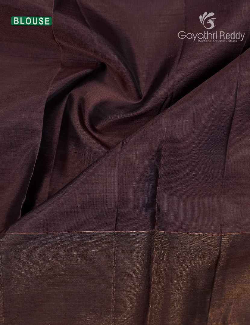 Pure Kanchipuram Silk Saree in Deep Grey ( Small Borders )