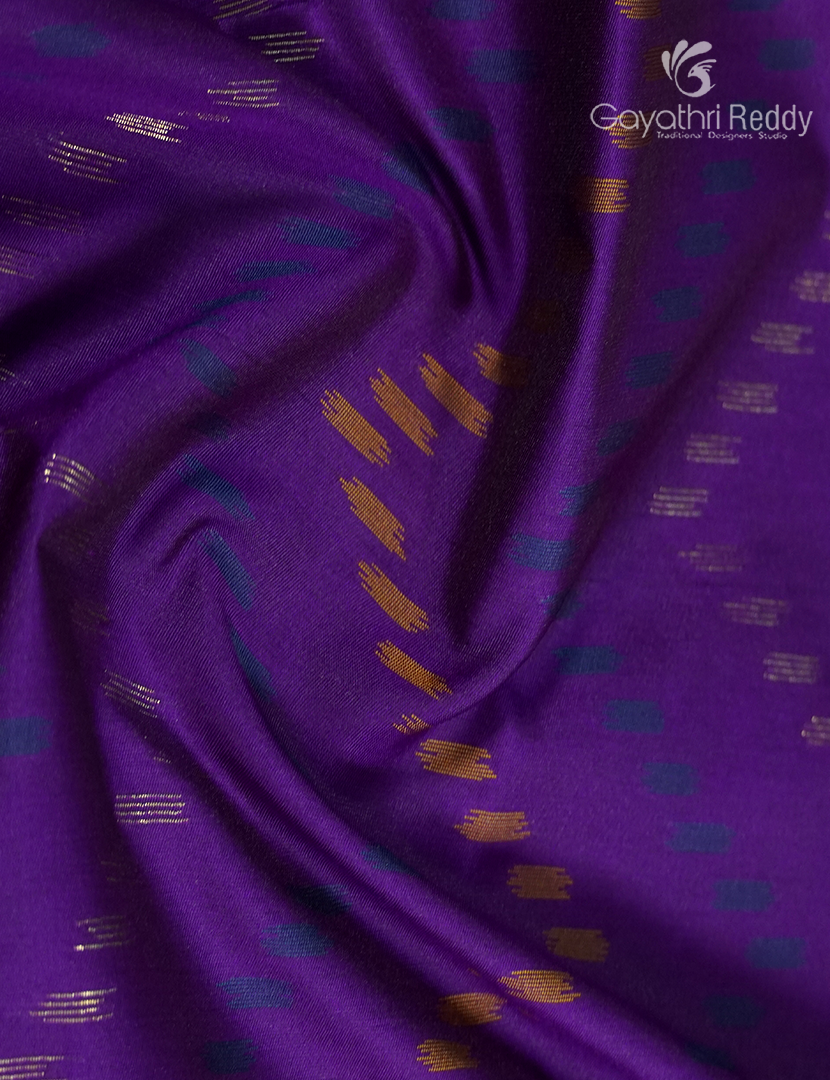Semi Kanchipuram Silk Saree in Deep Purple and  Rama Green