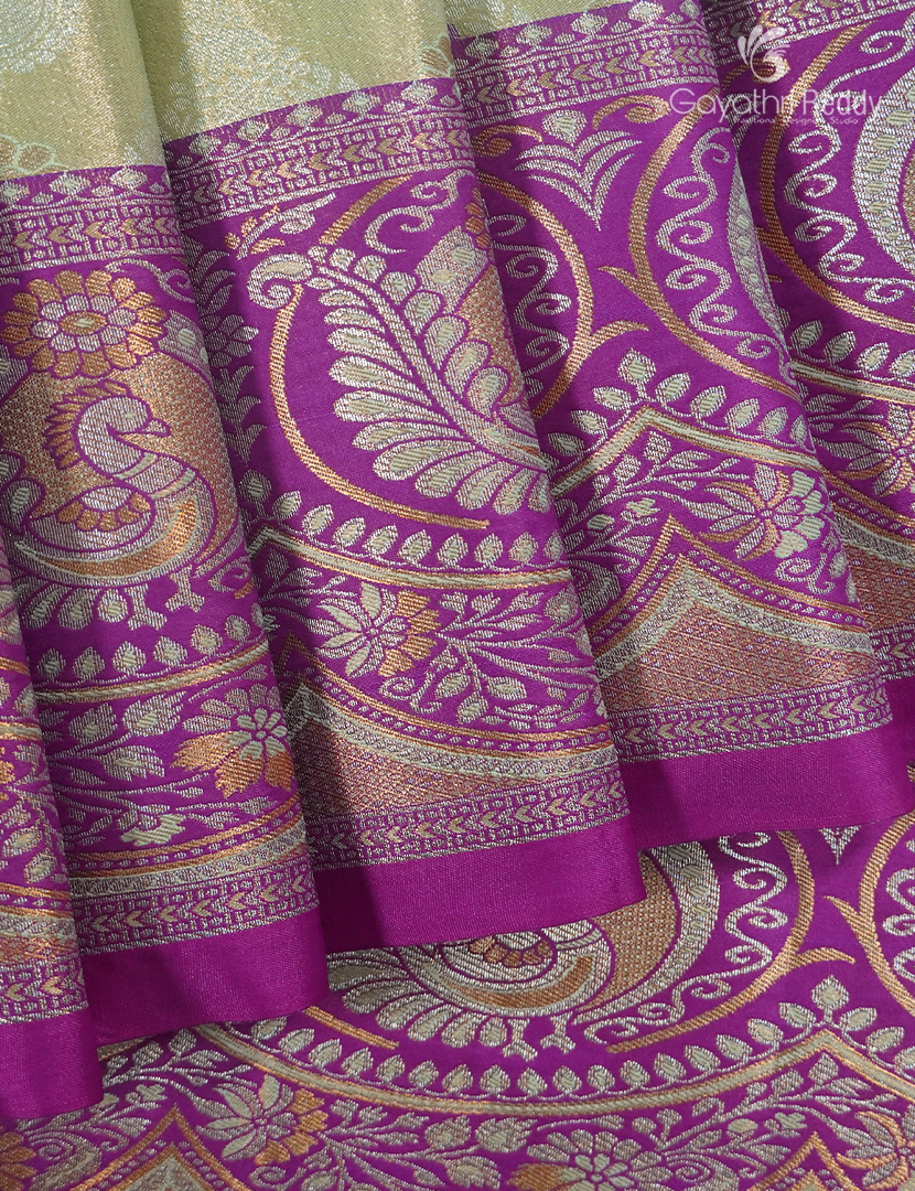 Semi Kanchipuram Silk Saree in Pastel Pista  Green and Magenta