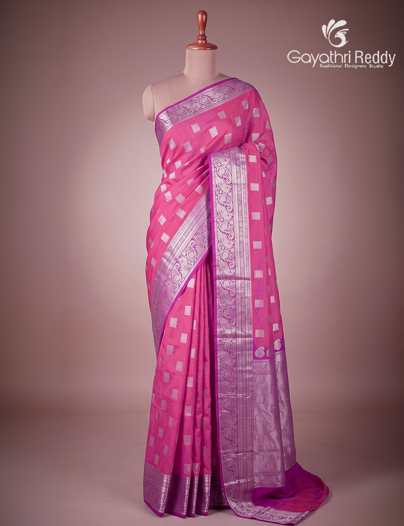 Pure Venkatagiri Silk Saree in Peach Pink and Pink