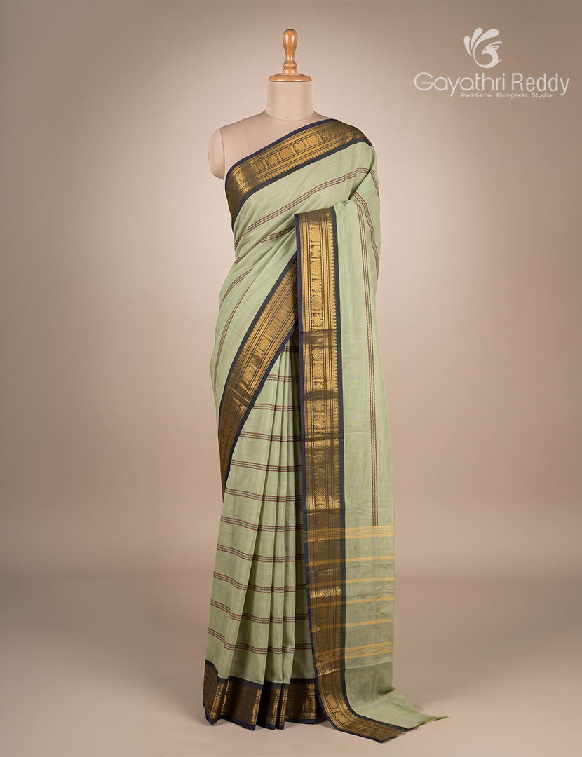 Pure Handloom Cotton Saree in Pastel Pista Green
