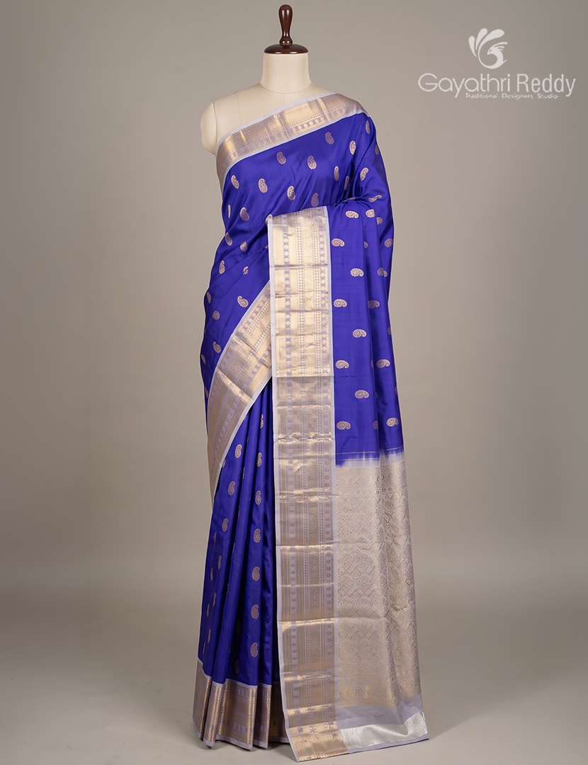 Pure Kanchipuram Silk Saree in Royal blue and Pastel Lavender  (Broad Borders )