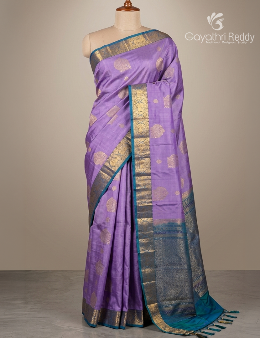 Pure Kanchipuram Silk Saree in Lavender and Blue