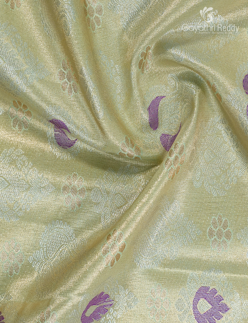 Semi Kanchipuram Silk Saree in Pastel Pista  Green and Magenta
