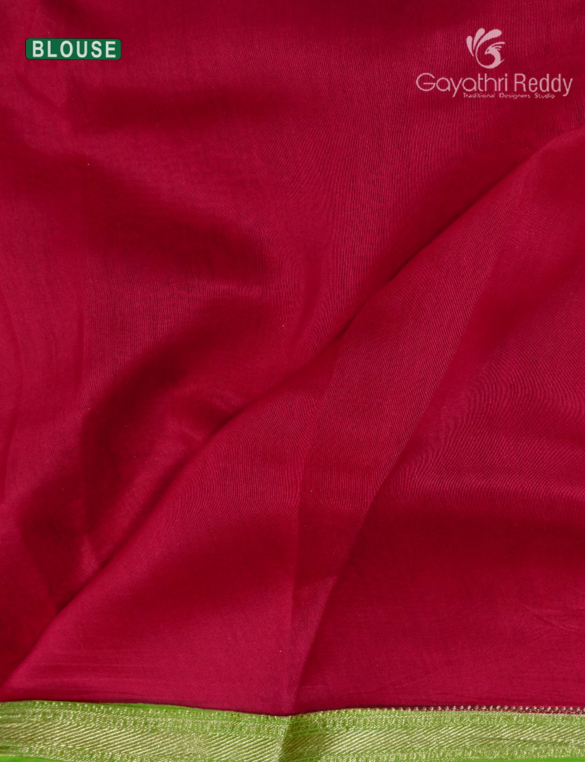 Pure Maheshwari Silk Saree in Parrot  Green and Deep Pink