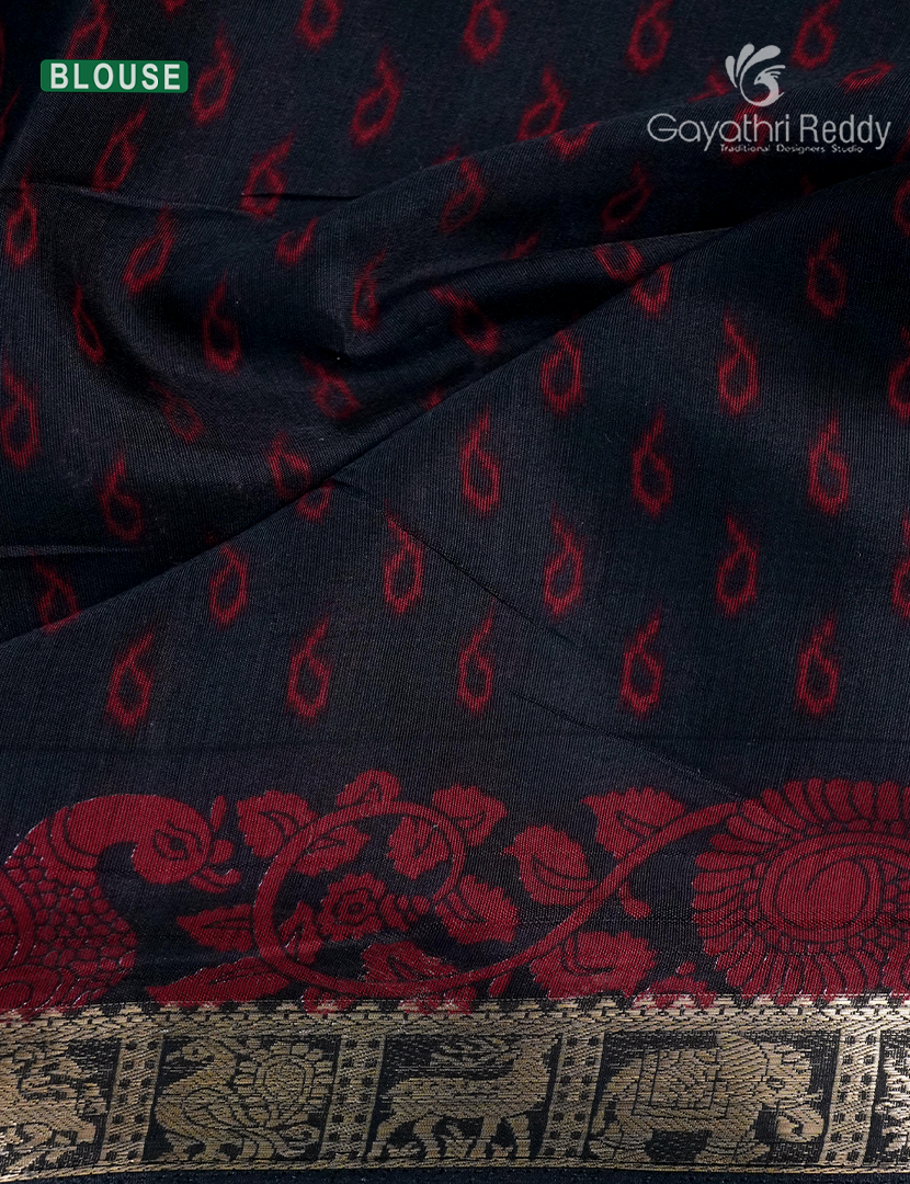 Vidharbha Saree in Deep Red and Black