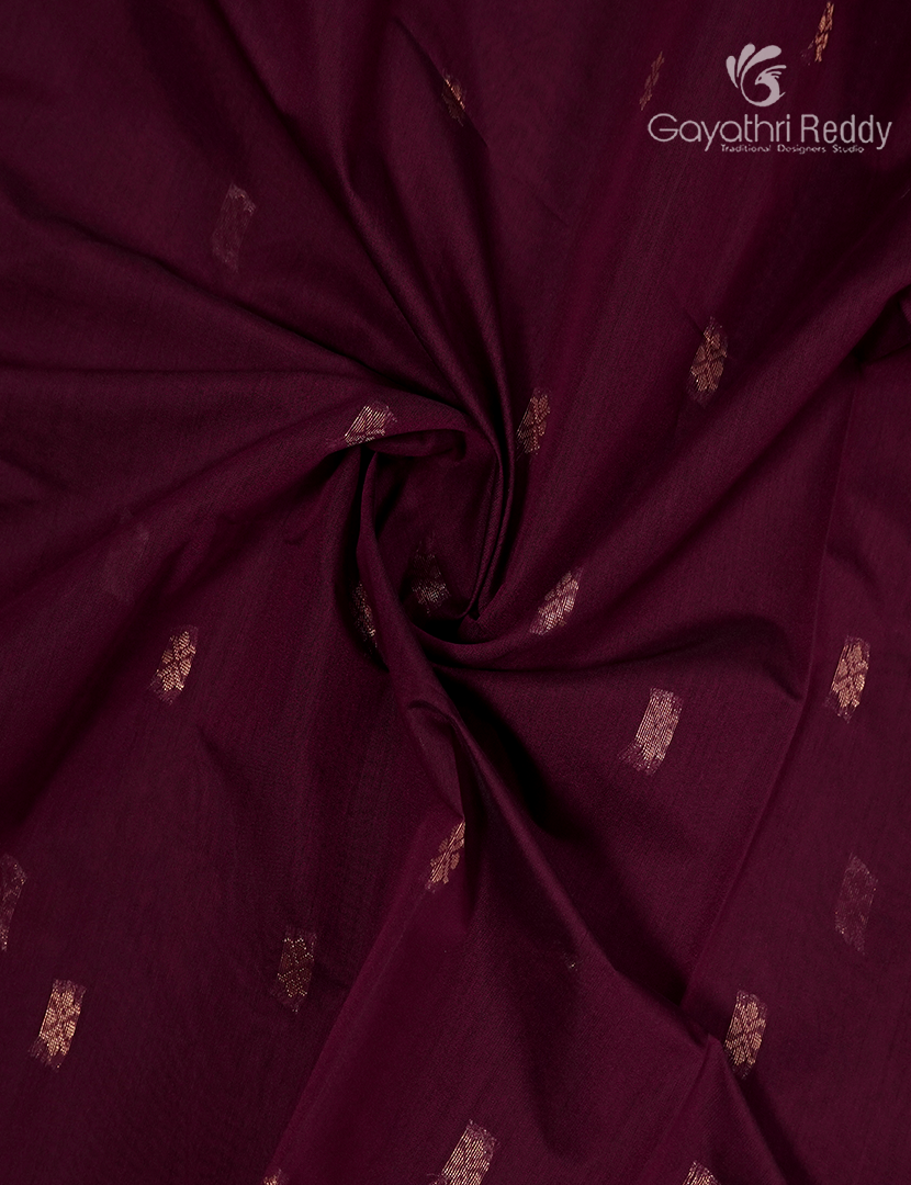 Kanchipuram Sico Saree in Maroon and Dry Mehendi