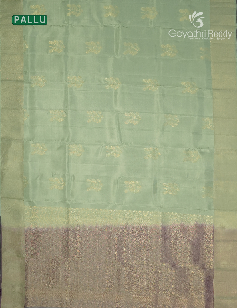 Pure Kanchipuram Silk Saree in Pista Green ( Small Borders )