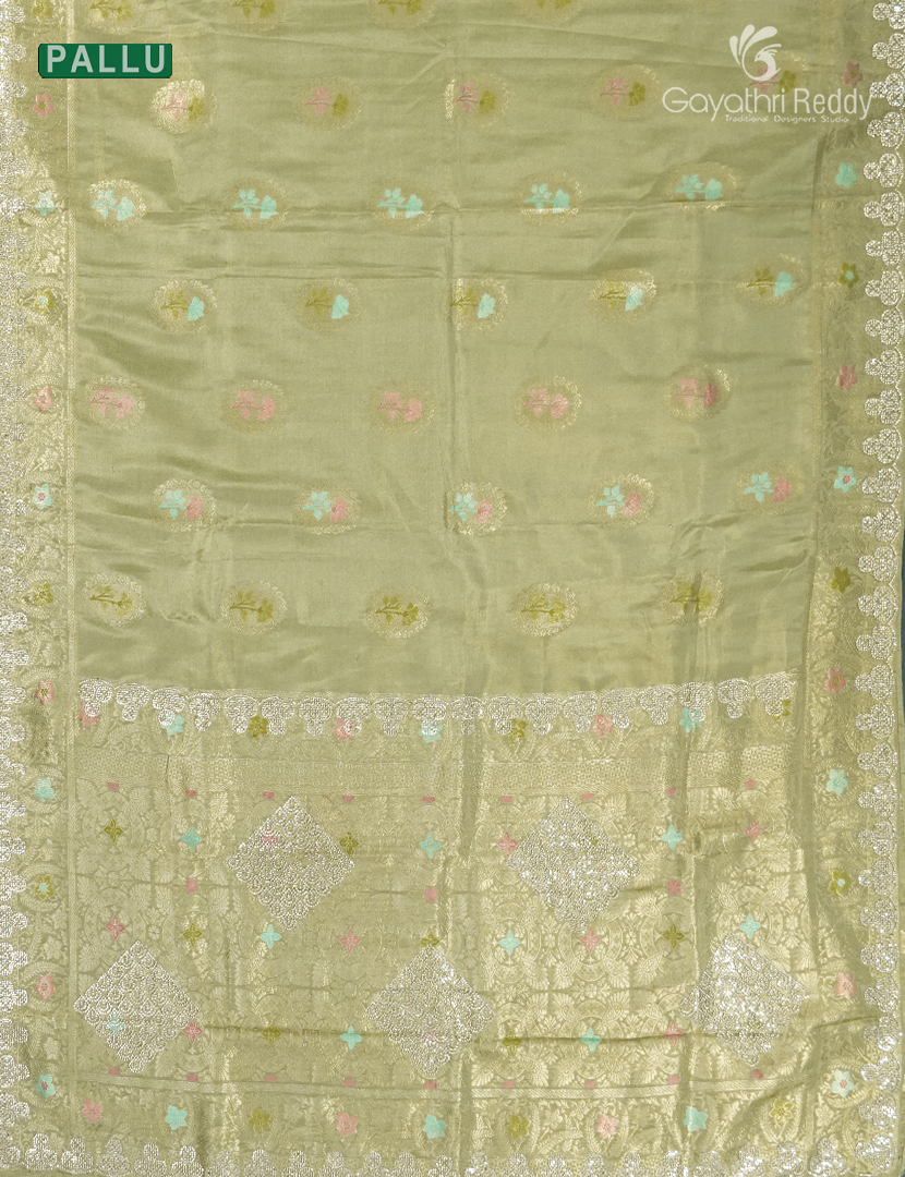 Semi Kanchipuram Silk Fancy Saree in Leaf Green