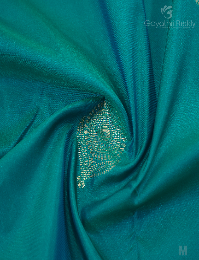 SEMI KANCHI PATTU-SP1800