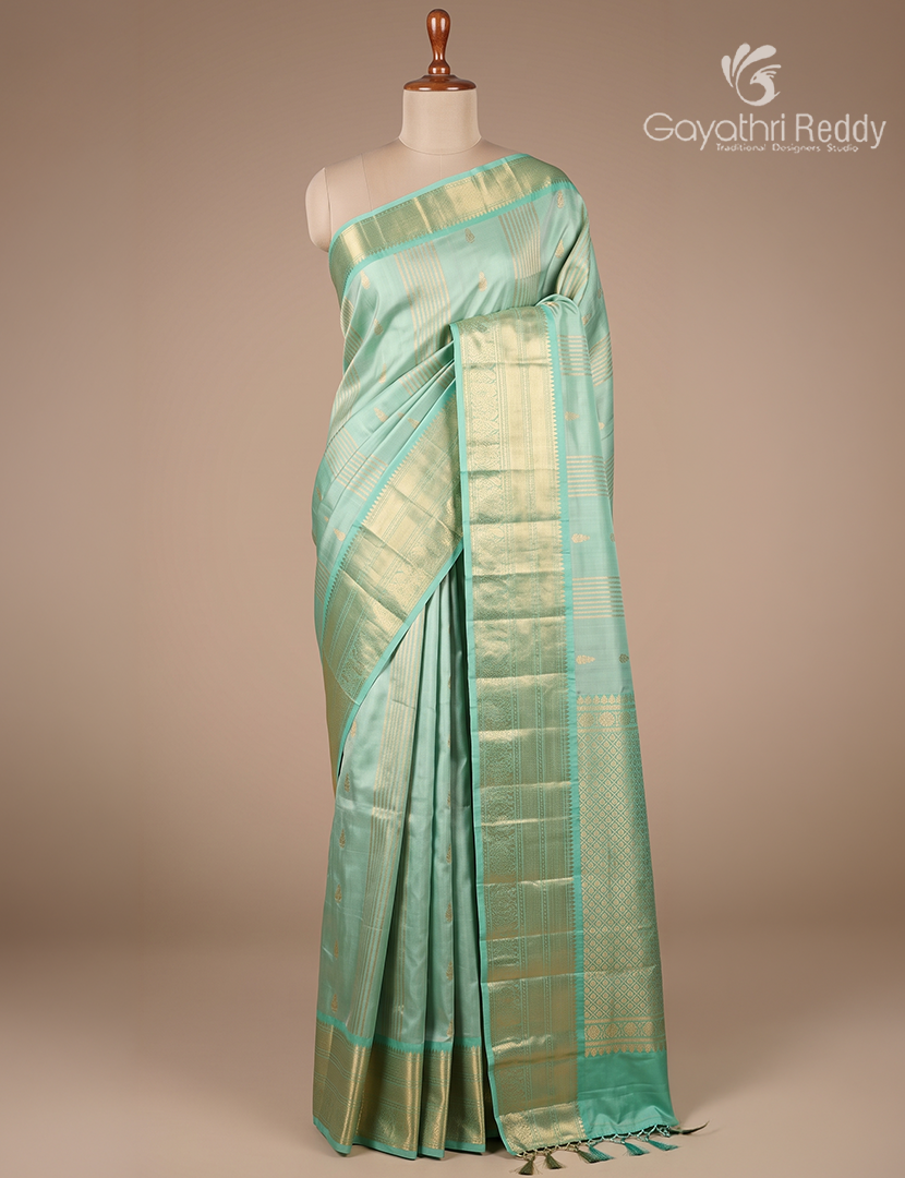 Pure Kanchipuram Silk Saree in Sea Green (Broad Borders )