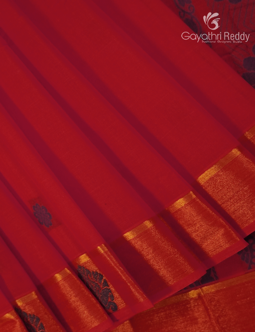 Pure Kanchi Cotton Saree in Red