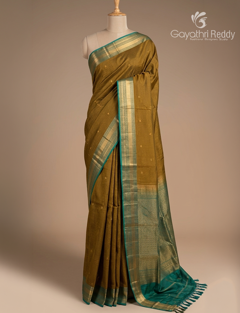 Pure Kanchipuram Vintage Silk Saree in Mustard and Teal Green