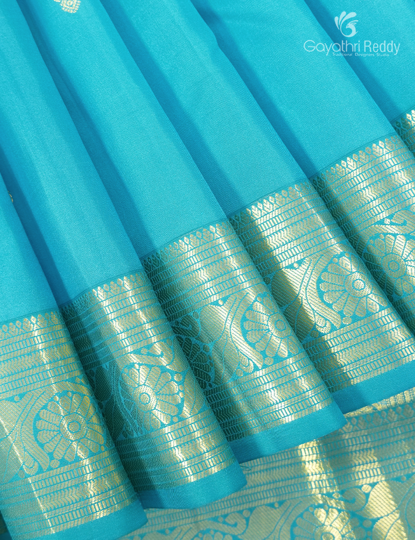 Pure Kanchipuram Vintage Silk Saree in Sky Blue