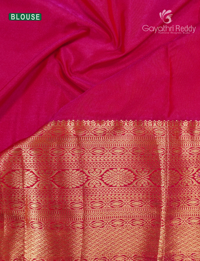 Semi Kanchipuram Silk Saree in Cream and Rani Pink