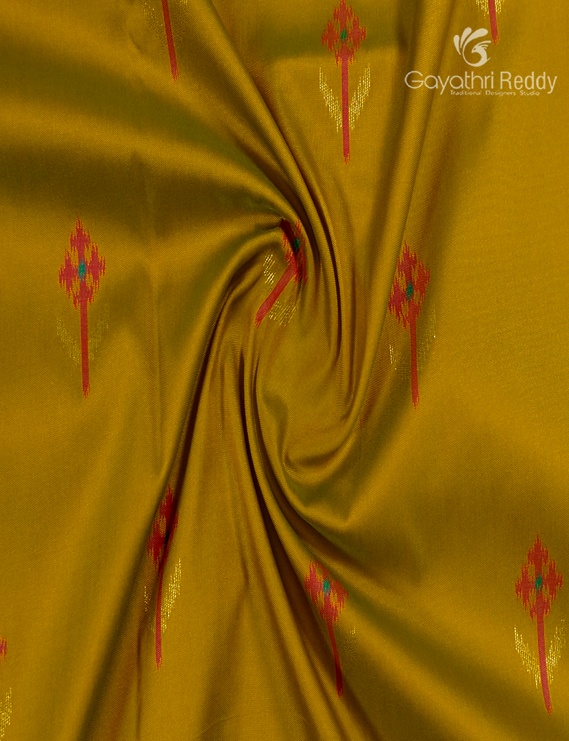 Semi Kanchipuram Art Silk Saree in Dry Mehendi and Green