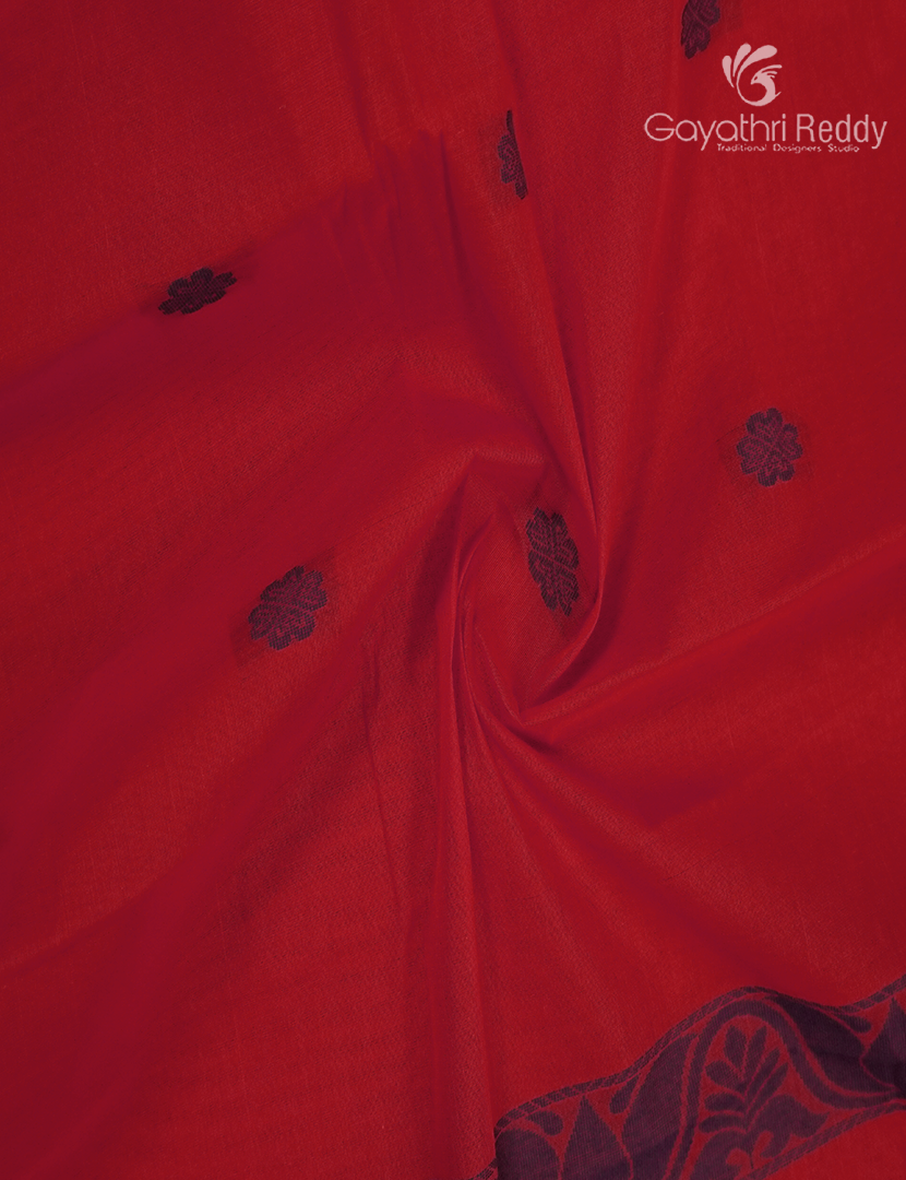 Pure Kanchi Cotton Saree in Red