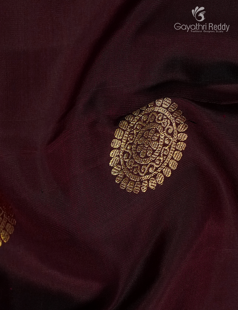 Pure Kanchipuram Silk Saree in Deep Brown and Deep Peacock Green