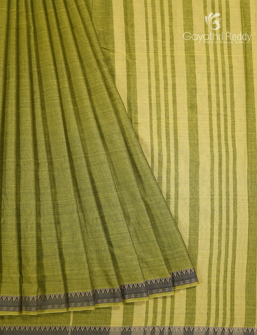 Pure Narayanpet Cotton Saree in Leaf Green