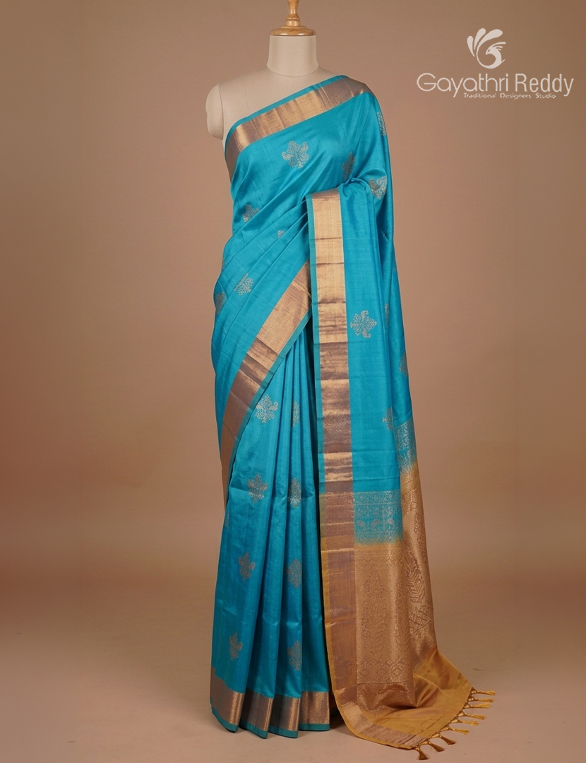 Pure Kanchipuram Soft Silk Saree in Blue and Dry Mehendi