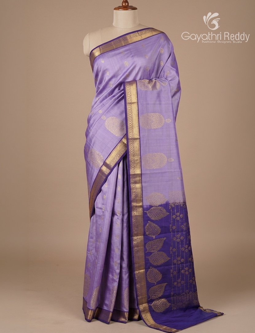 Pure Kanchipuram Silk Saree in Lavender and Violet