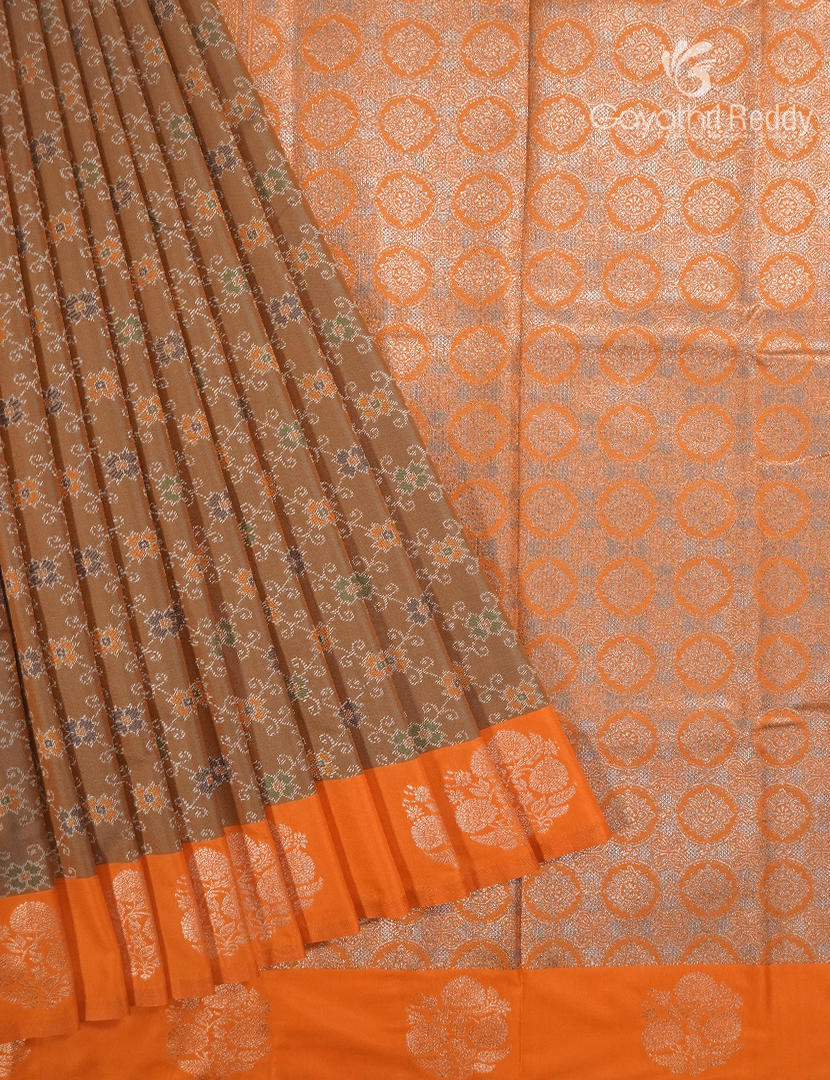 Semi Kanchipuram Art Silk Saree in Dry Mehendi Green