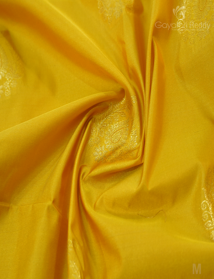 SEMI KANCHI PATTU-SP1805