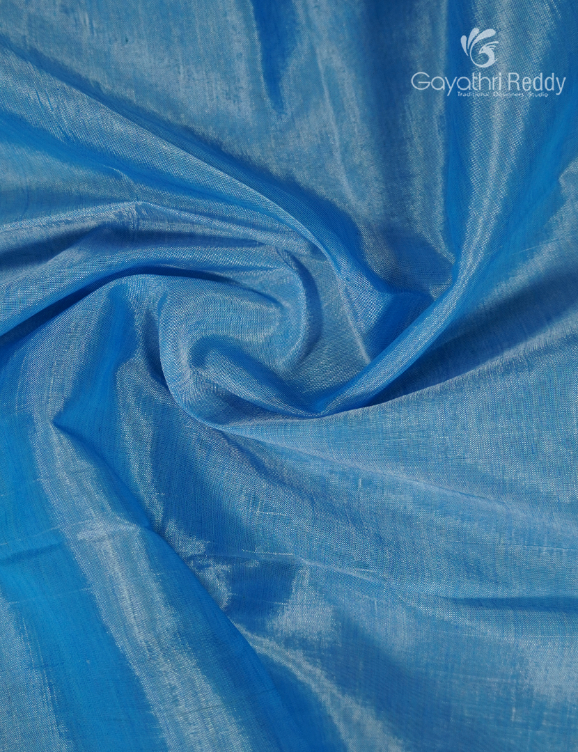 Pure Mangalagiri Langa Voni Set in Powder Blue