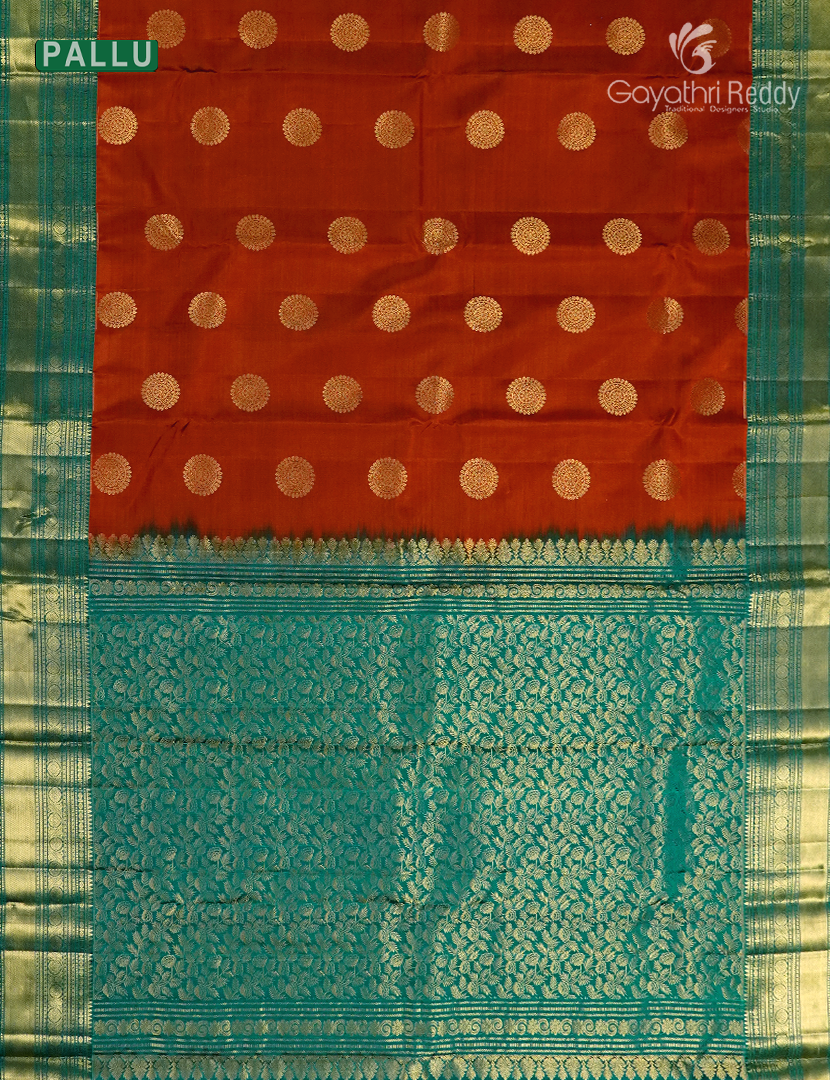 Pure Kanchipuram Silk Saree in Deep Rust and Deep Peacock Green