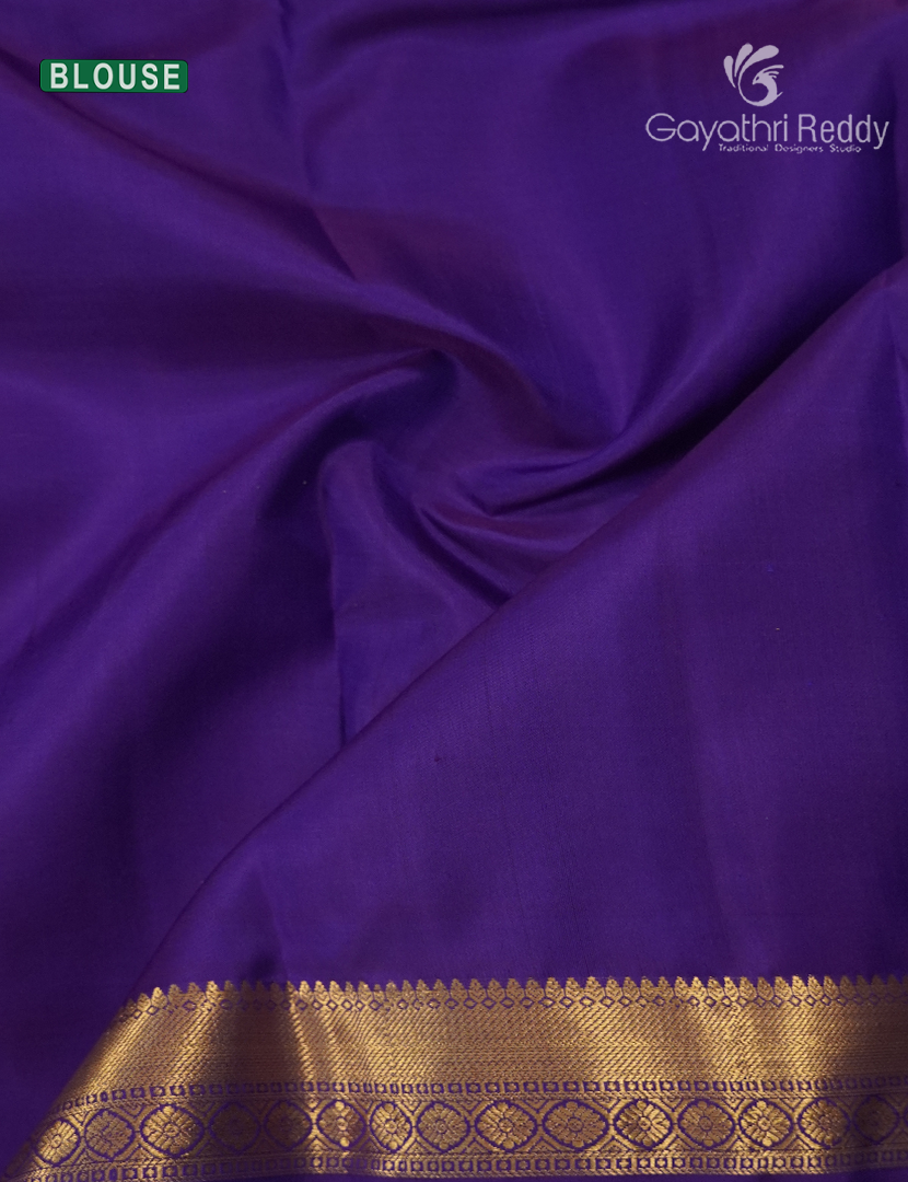 Pure Kanchipuram Silk Saree in Olive Grey and Violet