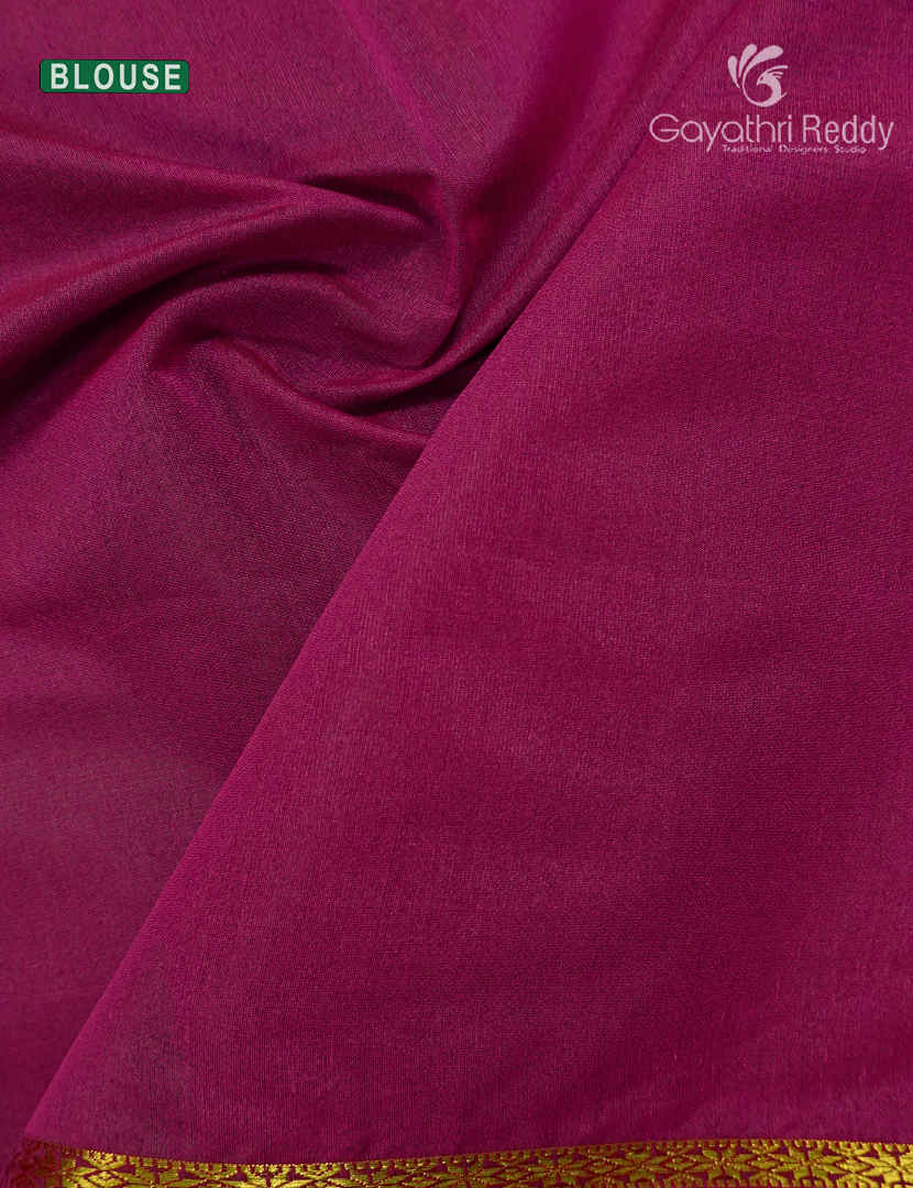 Silk Cotton Saree in Rama Green and Rani Pink