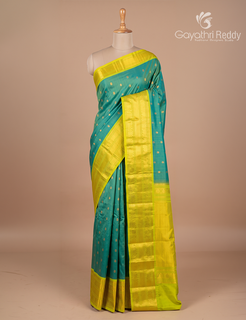 Pure Gadwal Silk Saree in Deep Rama Green and Mehendi Green