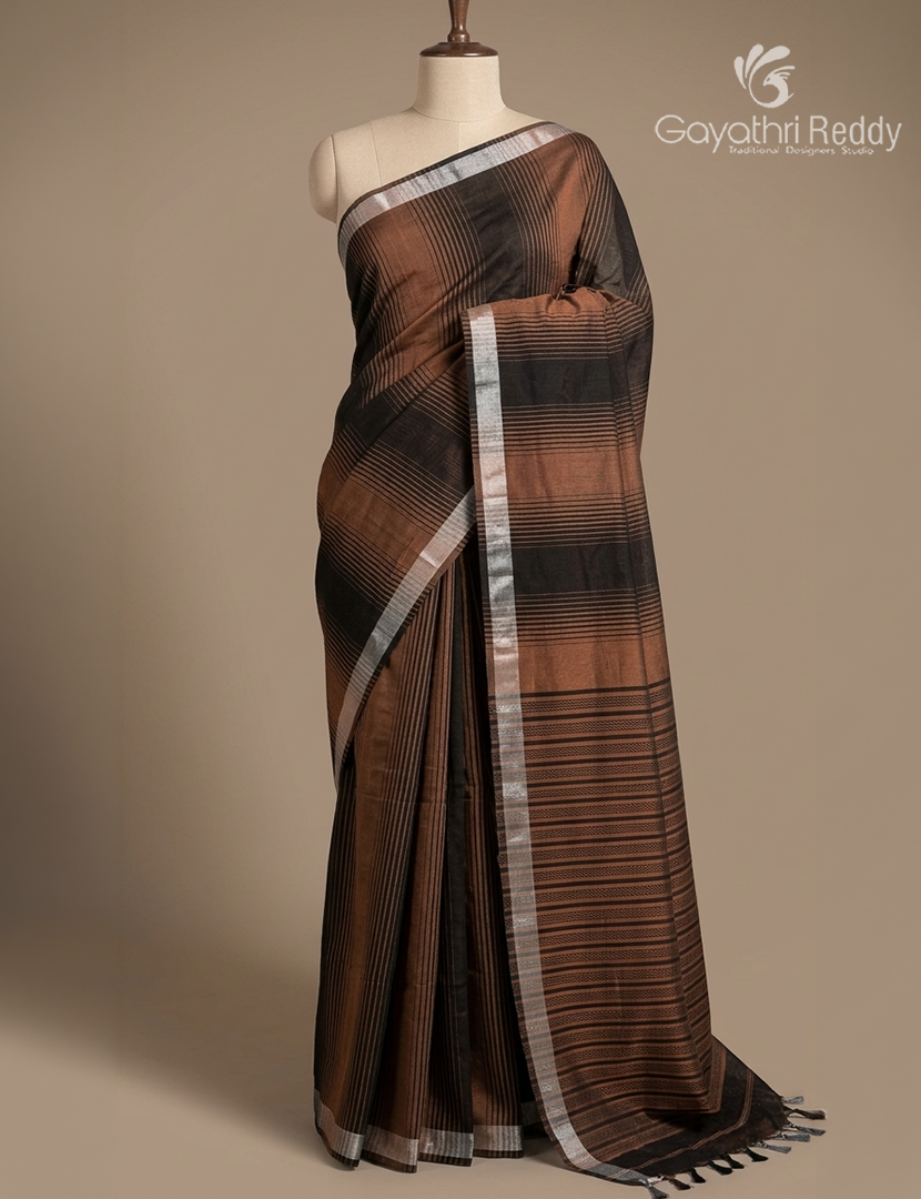 Pure Kanchi Cotton Saree in Brown and Deep Brown