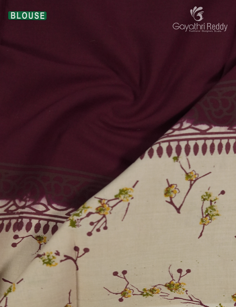 Pure MulMul Cotton Saree in Cream and Burgundy