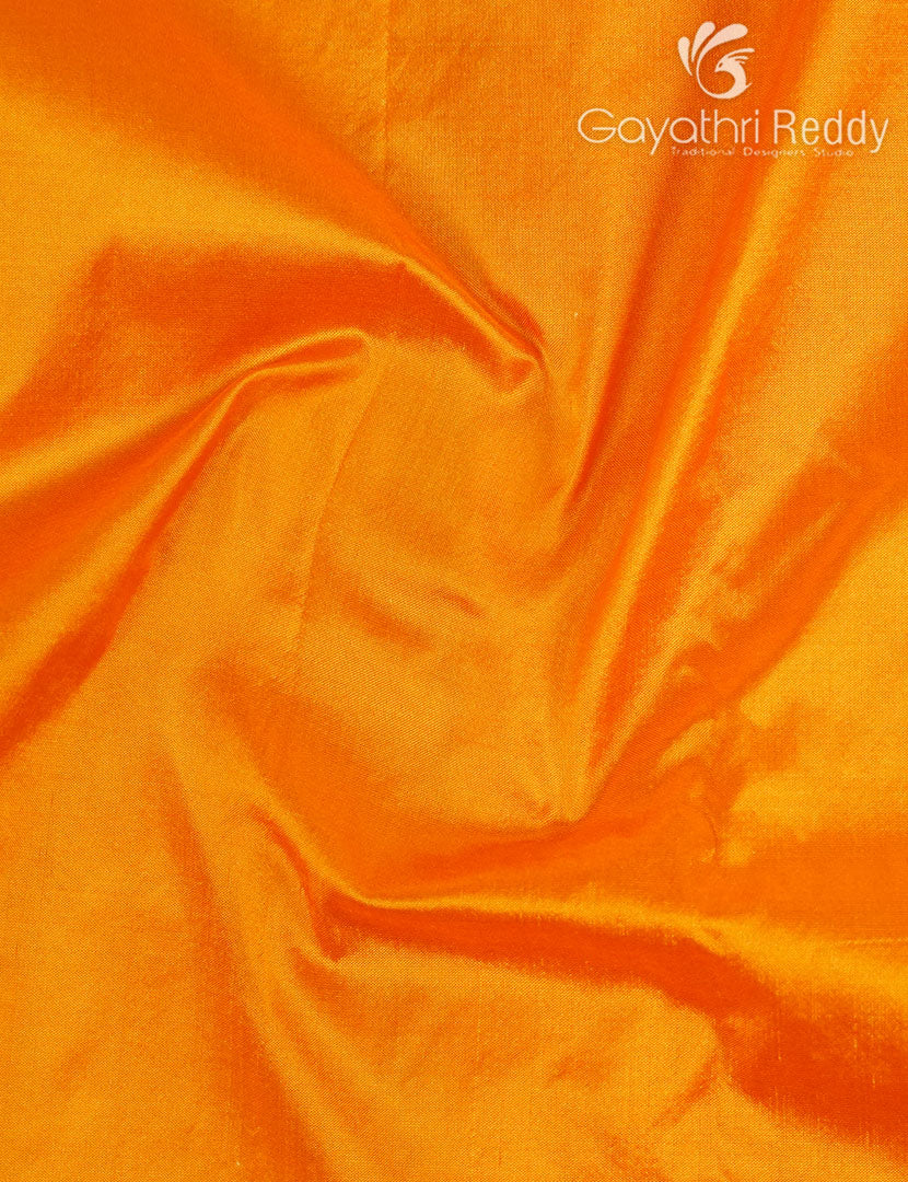 PURE NARAYANPET PATTU-NP699