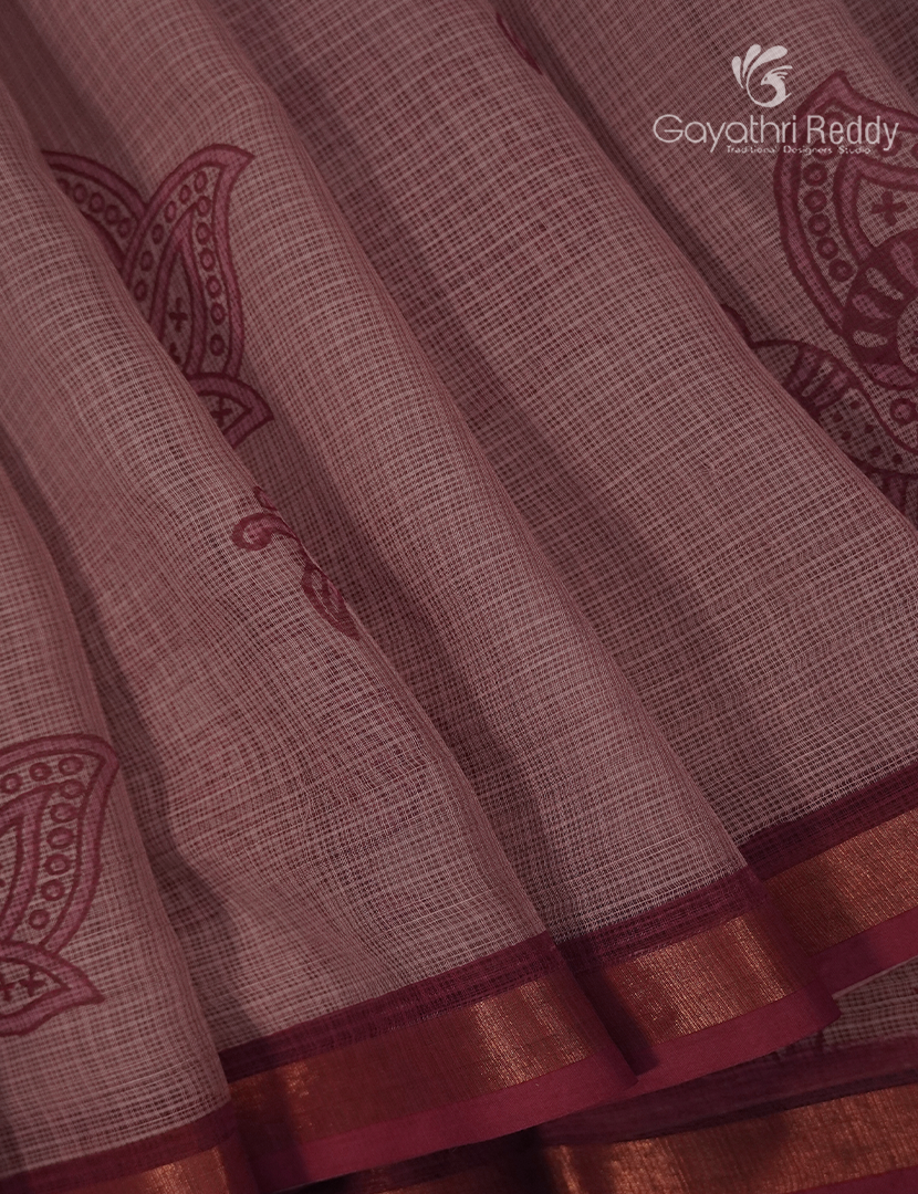 Premium Quality Cotton Kota Saree in Light Onion Peach and Deep Red