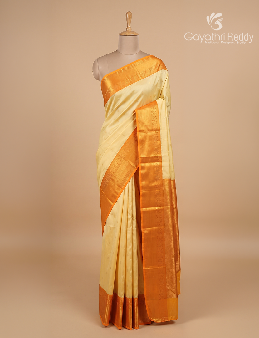 Pure Gadwal Silk Saree in Ivory and Light Coral