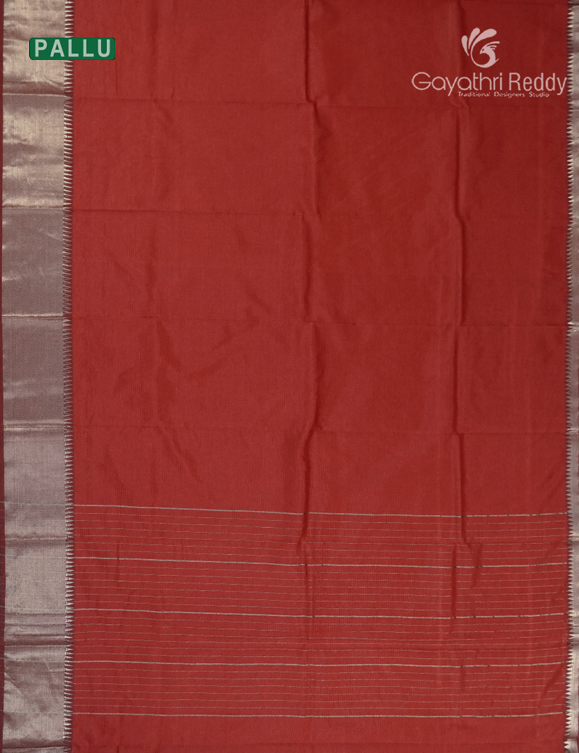 Mangalagiri Pattu Saree in Red