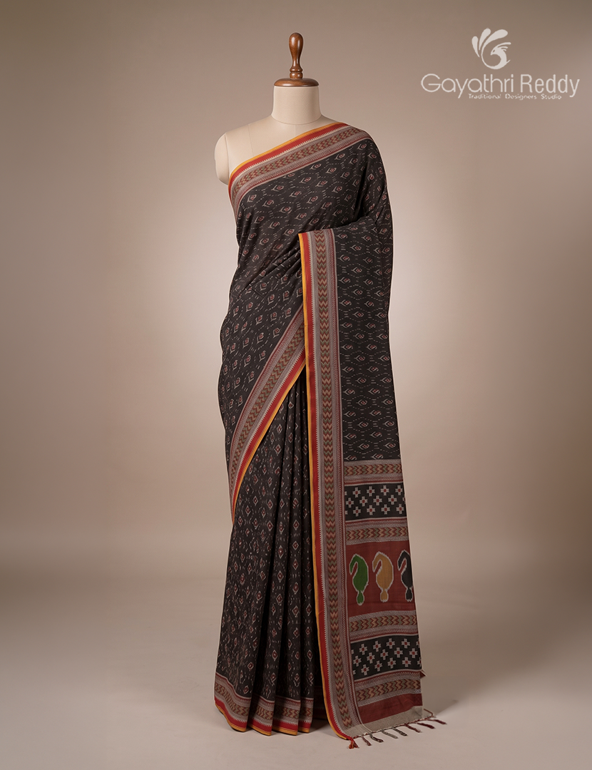 Vidharbha Cotton Saree in Black and Maroon