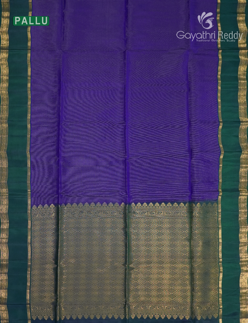 Pure  Kanchipuram Light Weight Silk Saree in Deep Violet and Deep Peacock Green