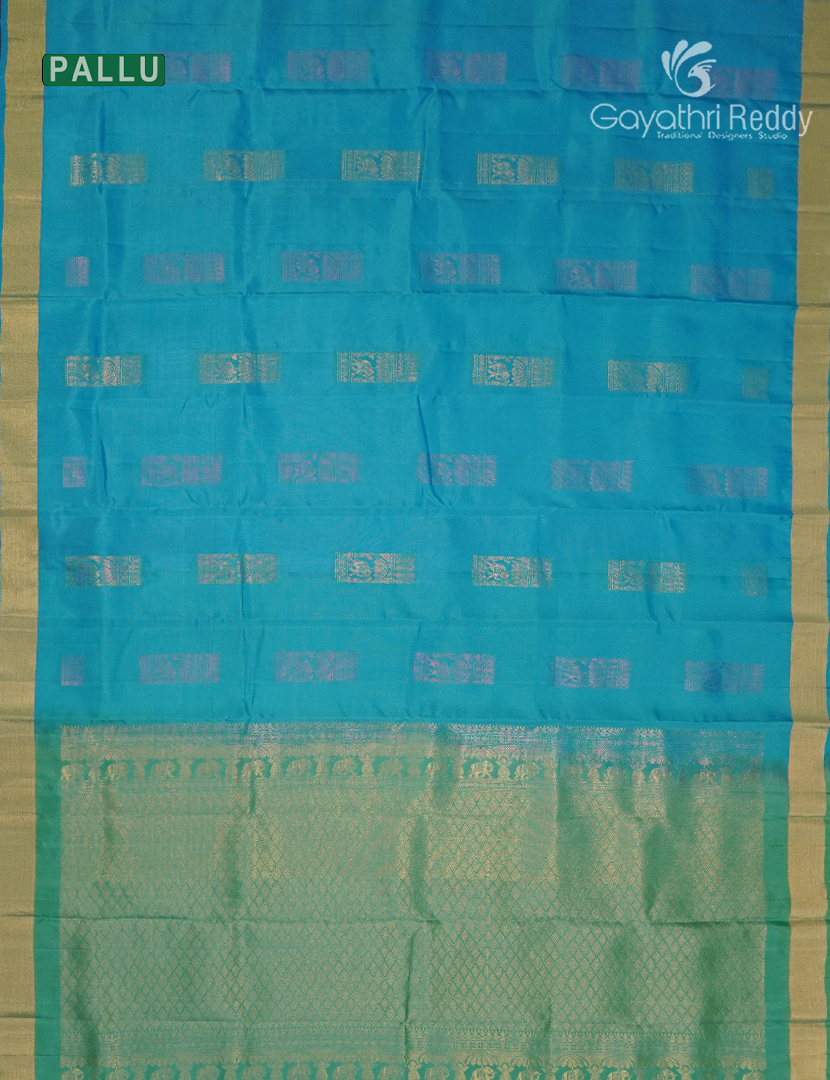 Pure Kanchipuram Silk Saree in Sky Blue and Sea Green ( Small Borders )