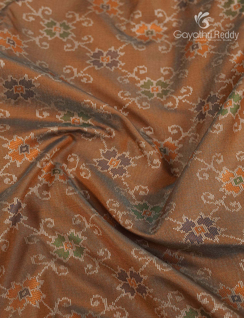 Semi Kanchipuram Art Silk Saree in Dry Mehendi Green