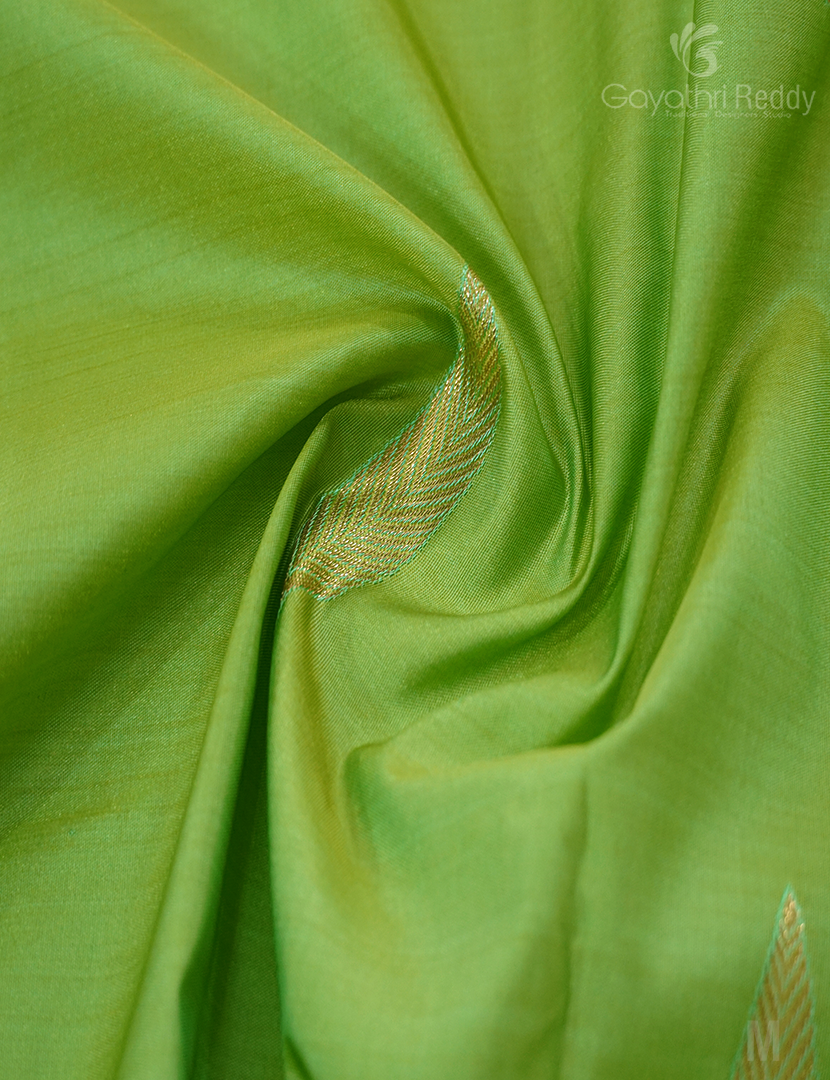 SEMI KANCHI PATTU-SP1811