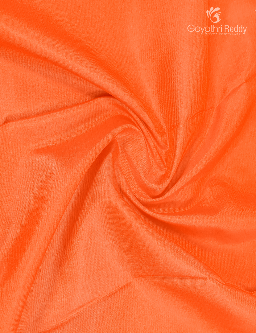 Pure Kanchipuram Vintage Silk Saree in Orange and Pastel Sea Blue