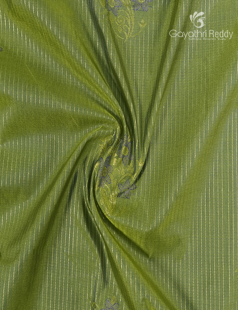 Semi Kanchipuram Silk Saree in Parrot Green and Red