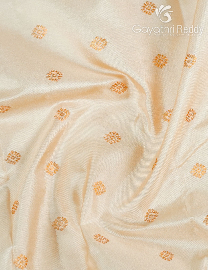 PURE NARAYANPET PATTU-NP704